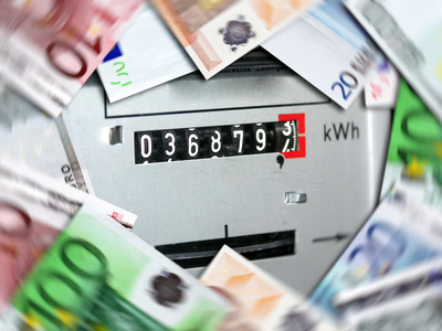Stromkunden verlieren durch teure Tarife Geld